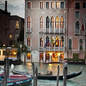 Hotel Pesaro Palace, Benátky